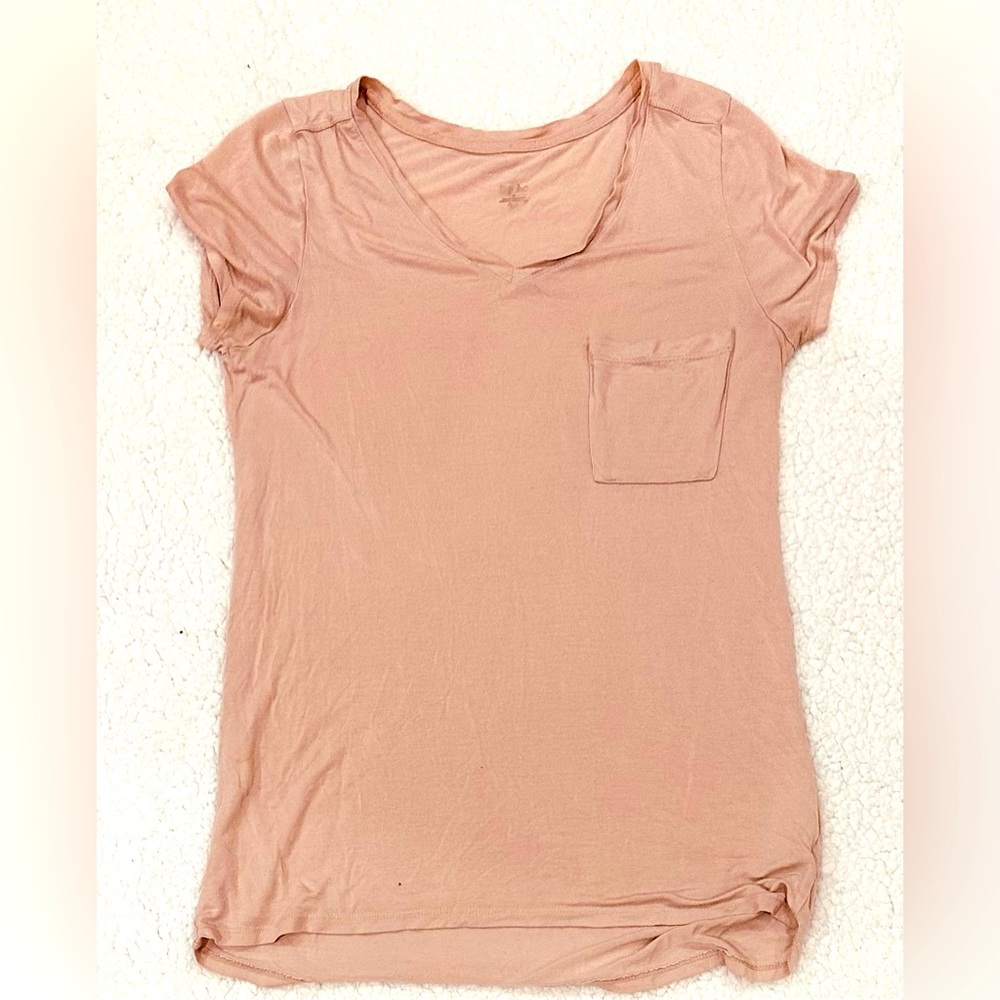 Peachy pink-worn-pocket-small-stretchy